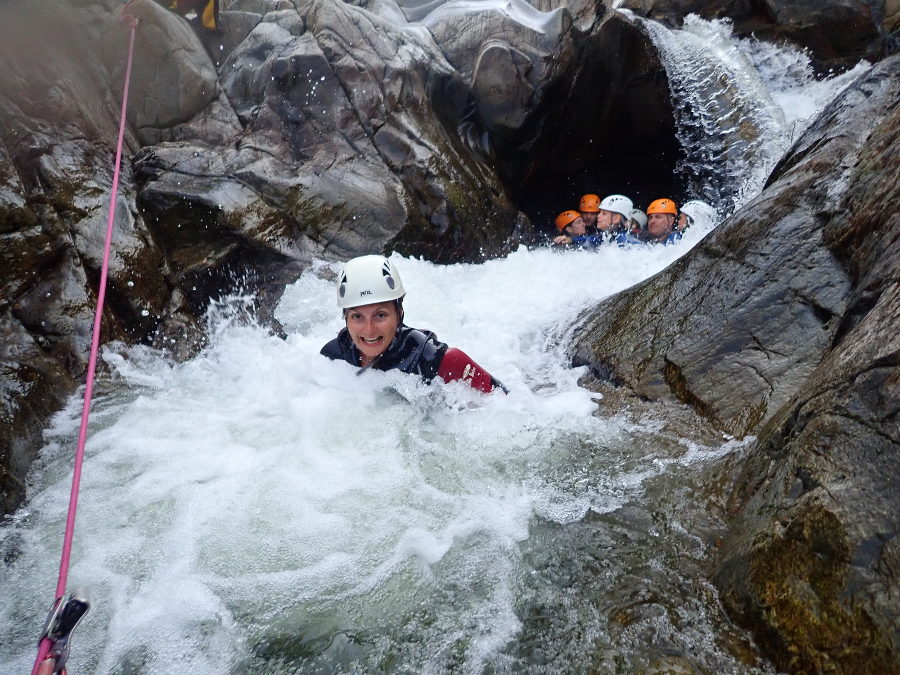 Canyoning Dans Le Gard En Cévennes, Près D'Anduze Avec L'équipe D'entre2nature