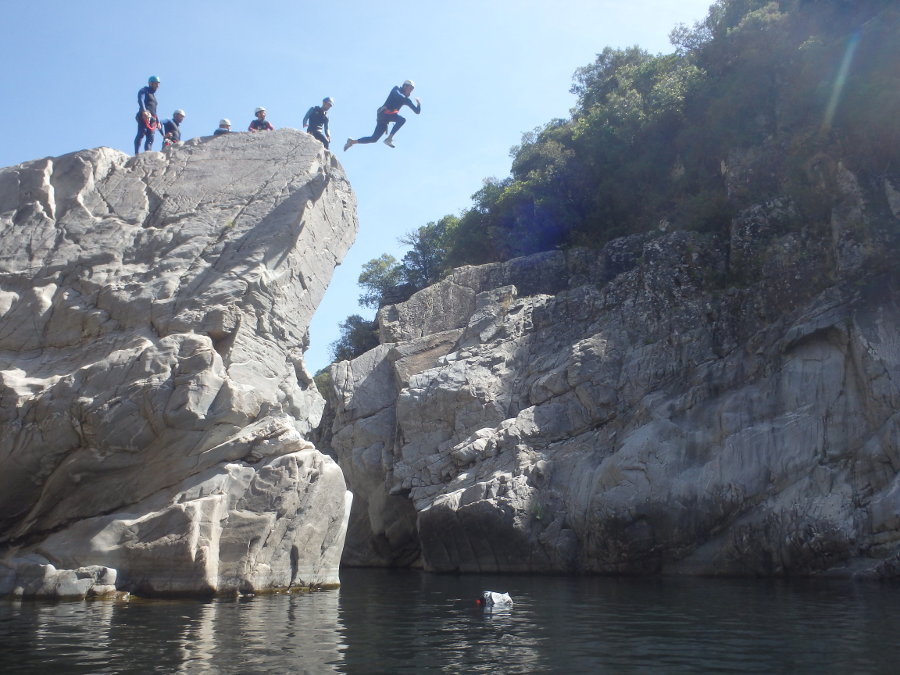 Canyoning Dans Le Gard, Près D'Anduze Et D'Alès Au Canyon Du Soucy