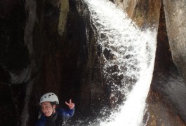 Canyoning Au Tapoul, Entre L'Hérault Et Gard, Entre Millau Et Le Mont Aigoual. Activités De Pleine Nature Dans Tout Le Languedoc-Roussillon Avec Les Moniteurs De Montpellier.