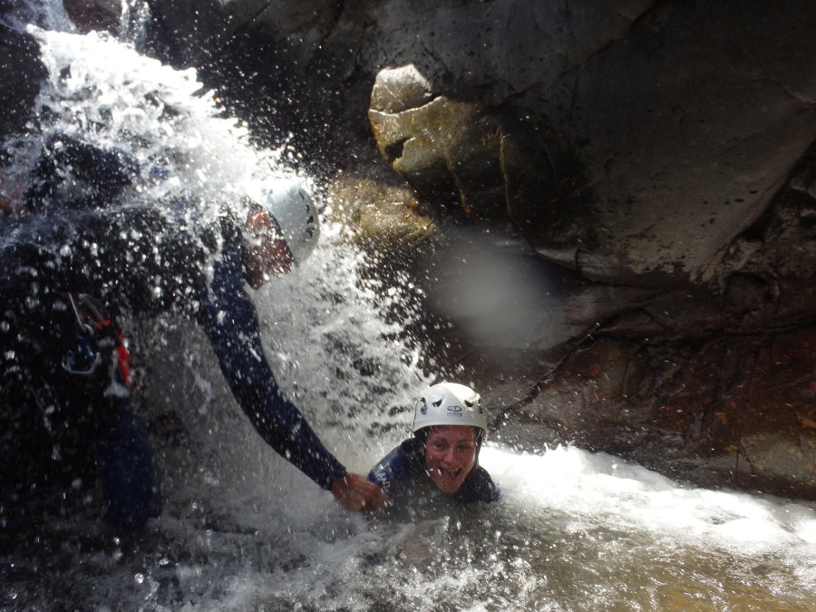 Randonnée Aquatique Et Canyoning Dans Le Soucy, Pour Une Découverte Pour Toute La Famille, Dans Les Cévennes Et Le Gard. Avec Les Moniteurs De L'Hérault Et Du Languedoc