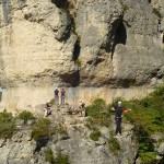 Enterrement De Vie De Célibataire Dans La Via-ferrata Du Liaucous Dans L'Hérault Et Le Gard, Près De Montpellier. Avec Des Moniteurs Professionnels Des Activités De Pleine Nature: Canyoning, Via-ferrata Et Escalade.