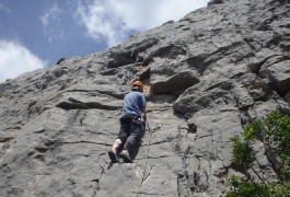 Escalade Et Inition Avec Les Moniteurs D'entre2nature, Basé Sur Montpellier, Dans L'Hérault En Languedoc