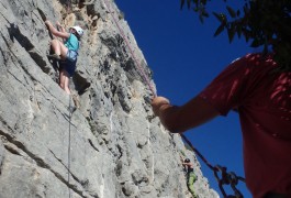 Escalade Près De Montpellier, Entre Les Cévennes Et Le Caroux, Dans Le Département De L'Hérault En Languedoc-Roussillon.