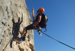 Moniteurs Escalade, Spécialiste Des Sports De Pleine Nature Dans L'Hérault Et Le Gard En Languedoc.