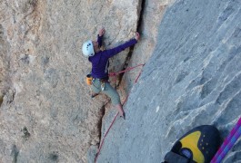 Escalade Grande Voie Dans Le Verdon, Avec Les Guides D'entre2nature, Basé à Montpellier Dans L'Hérault Et Le Gard, En Languedoc.