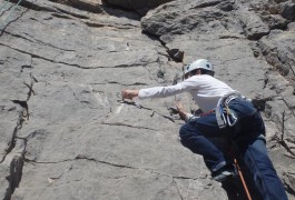 Escalade Avec Des Moniteurs Professionnels De Sports De Pleine Nature, Près De Montpellier, Dans Le Gard