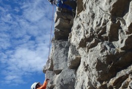 Escalade à Valflaunès, Avec Les Moniteurs Languedoc D'entre2nature, Basé Sur Montpellier, Dans L'Hérault Et Le Gard. Sports De Pleine Nature