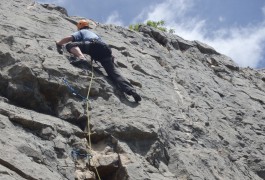 Initiation à L'escalade Vers L'autonomie, Près De Montpellier Dans L'Hérault Et Le Gard, Avec Les Moniteurs Du Languedoc-roussillon