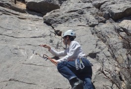 Activités De Pleine Nature En Escalade, Vers L'autonomie, Près De Montpellier Dans L'Hérault Et Le Gard