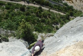 Escalade Grande Voie Au Thaurac, Avec Les Moniteurs D'entre2nature, Basé à Montpellier, Dans L'Hérault Et Le Gard En Languedoc-Roussillon