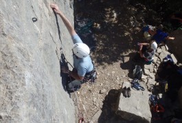 Initiation à L'escalade Vers L'autonomie, Près De Montpellier, Avec Les Moniteurs D'entre2nature Basé à Montpellier