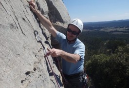 Moniteurs D'escalade Spécialistes Des Activités De Pleine, Près De Montpellier, à Valflaunès