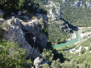 Via-ferrata du Thaurac, près de Montpellier dans l'Hérault en Occitanie. Moniteurs de pleine nature.