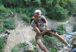 Randonnée Rappel Au Pic St-Loup, Près De Montpelllier Et Des Cévennes, Avec Les Moniteurs De L'Hérault Et Du Gard