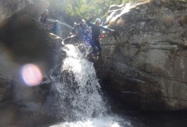 Canyoning Au Tapoul Près De Montpellier Dans L'Hérault, Avec Les Moniteurs Du Languedoc-Roussillon En Cévennes