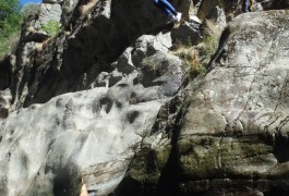 Guide Canyoning Dans Le Tapoul En Cévennes Près Du Mont Aigoual. Activités De Pleine Nature.