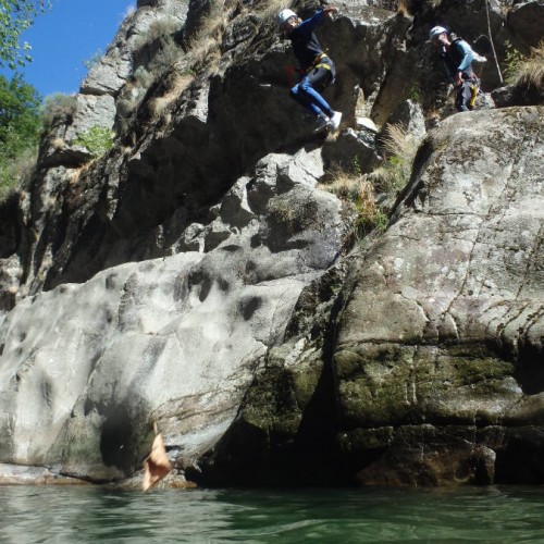 Guide Canyoning Dans Le Tapoul En Cévennes Près Du Mont Aigoual. Activités De Pleine Nature.