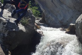 Canyoning En Cévennes Dans Le Gard Près De Montpellier