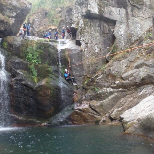 Canyoning En Cévennes Au Tapoul, Près De Montpellier, Entre L'Hérault Et Le Gard, Avec Les Moniteurs D'entre 2 Nature