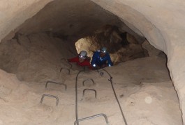 Via-ferrata En Famille Au Thauarac Pour Les Enfants Et Les Adultes Près De Montpellier, Avec Entre2nature