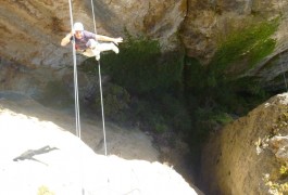 Via-ferrata Du Liaucous Avec Les Moniteurs D'entre 2 Nature, Basé à Montpellier Dans Le Gard