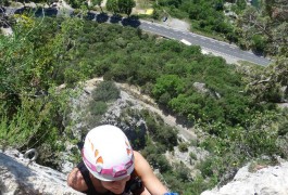 Via-ferrata Du Thaurac Près De Montpellier Avec Des Moniteurs Spécialistes Des Activités De Pleine Nature