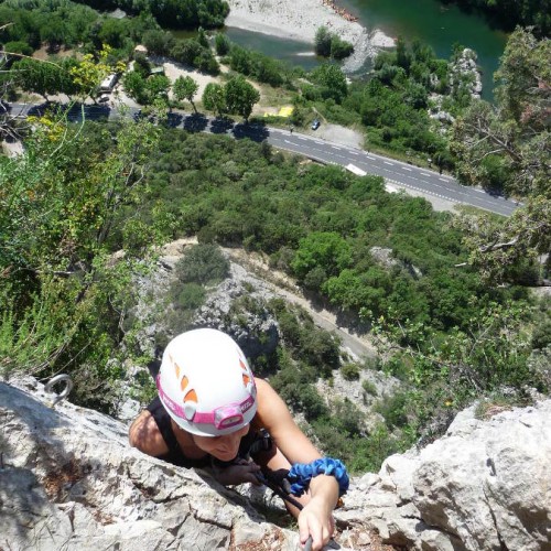 Via-ferrata Du Thaurac Près De Montpellier Avec Des Moniteurs Spécialistes Des Activités De Pleine Nature