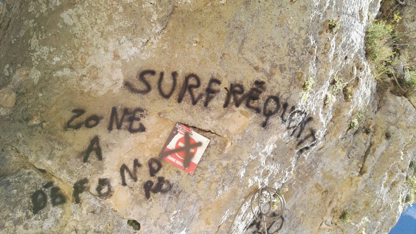 Vandalisme Sur La Via-ferrata Du Liaucous. Tags Et Câble Sectionnés à La Disqueuse