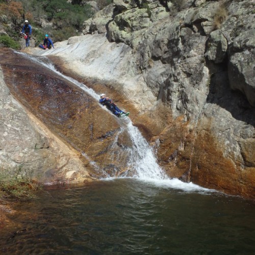 Toboggan Géant En Canyoning Découverte, Au Rec Grand, Tout Près De Montpellier, Avec Les Moniteurs D'entre2nature De L'Hérault Et Du Gard En Languedoc-Roussillon