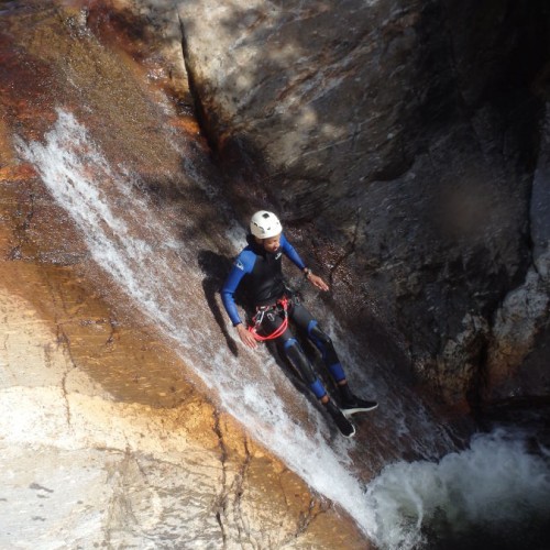 Toboggan Naturel En Canyoning Dans Le Rec Grand, Au Coeur De L'Hérault, Dans Le Caroux, Tout Près De Béziers