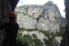 Randonnée-rappel Du Verdus, à Saint-Guilhem Le Désert, Tout Près Du Chemin De St-Jacques De Compostel. Moniteurs De L'Hérault à Montpellier.