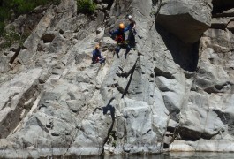 Canyoning Dans Le Gard Près D'anduze, Près De Montpellier