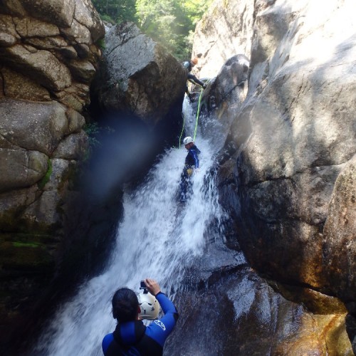 Canyoning Et Toboggan Dans Les Cévennes, Près Du Gard Et De L'Hérault, En Lozère.