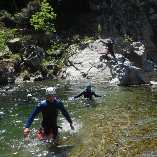 Canyoning En Cévennes Au Soucy, Près De St-Jean Du Gard, Pour Une Initiation