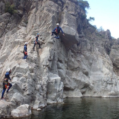 Canyoning Initiation Au Soucy Dans Les Cévennes, Entre Le Gard Et L'Hérault