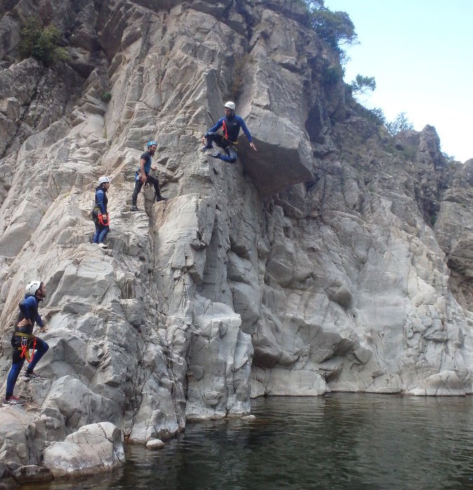 Canyoning Initiation Au Soucy Dans Les Cévennes, Entre Le Gard Et L'Hérault