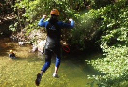 Canyoning Découverte Vers Béziers Au Rec Grand Pour Une Initiation Dans L'Hérault