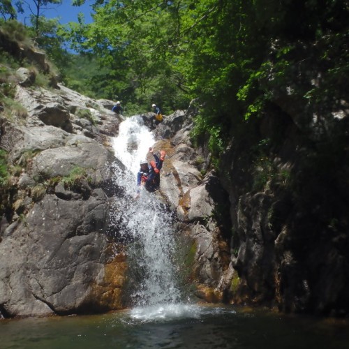 Toboggan En Canyoning Aux Cascades D'Orgon Dans Les Cévennes