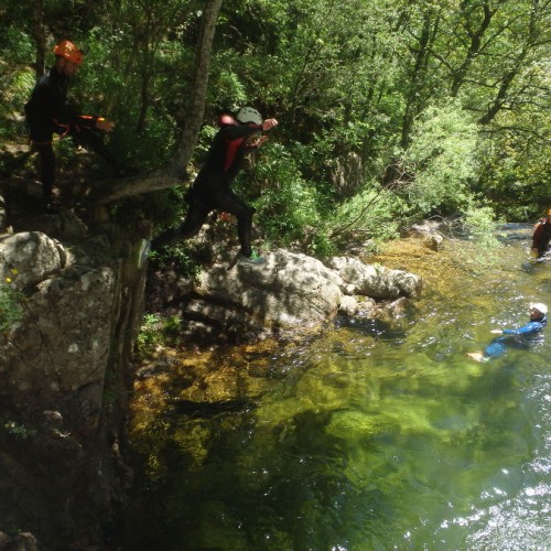 Canyoning Aux Cascades D'Orgon En Cévennes, Près Du Vigan Dans Le Gard