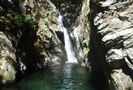 Canyon Sauvage Dans Le Caroux, Au Coeur Du Ruisseau D'Albès