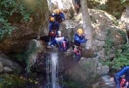 Canyoning Dans L'Hérault, Au Coeur Du Caroux, Dans Le Parc Naturel Du Haut Languedoc