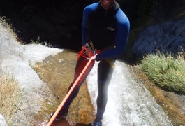 Rappel Et Canyoning Dans Le Caroux, Près De Montpellier, Avec Les Moniteurs De L'Hérault