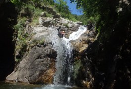 Canyoning En Cévennes Dans Le Gard, Près Du Vigan, Dans L'Orgon