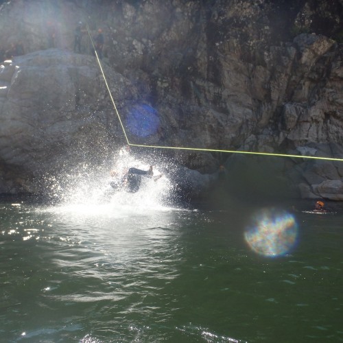 Canyoning Dans Le Gard Avec Les Moniteurs De L'Hérault En Cévennes