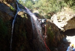 Canyoning Et Rappel Dans Le Caroux, Avec Les Moniteurs De Montpellier