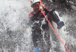 Canyoning Et Rappel Dans Les Cascades D'Orgon, En Cévennes Dans Le Gard