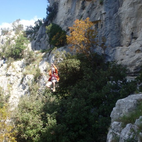 En Cévennes Pour La Via-ferrata Du Thaurac Près De Ganges Et Montpellier Dans L'Hérault