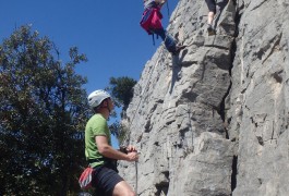 Escalade Près Des Cévennes Entre Le Gard Et L'Hérault Près De Montpellier