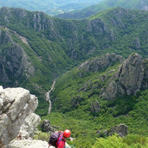 Escalade En Grande Voie Dans Les Cévennes Et Au Caroux