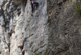 Moniteur D'escalade Près De Montpellier Dans L'Hérault Et Les Cévennes